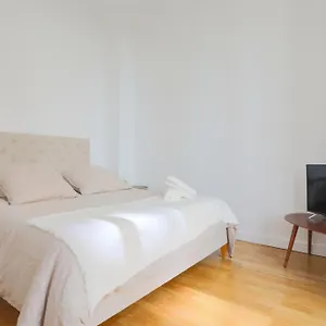 123paris Apartahotel París