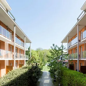 Western Park Geneve-thoiry Apartahotel Thoiry (Ain)